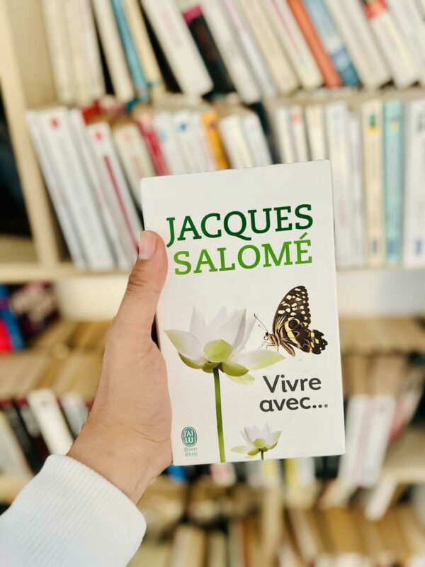Vivre avec: Coffret en 4 volumes : Vivre avec soi ; Vivre avec les miens ; Vivre avec les autres ; Chaque jour la vie – Jacques Salomé