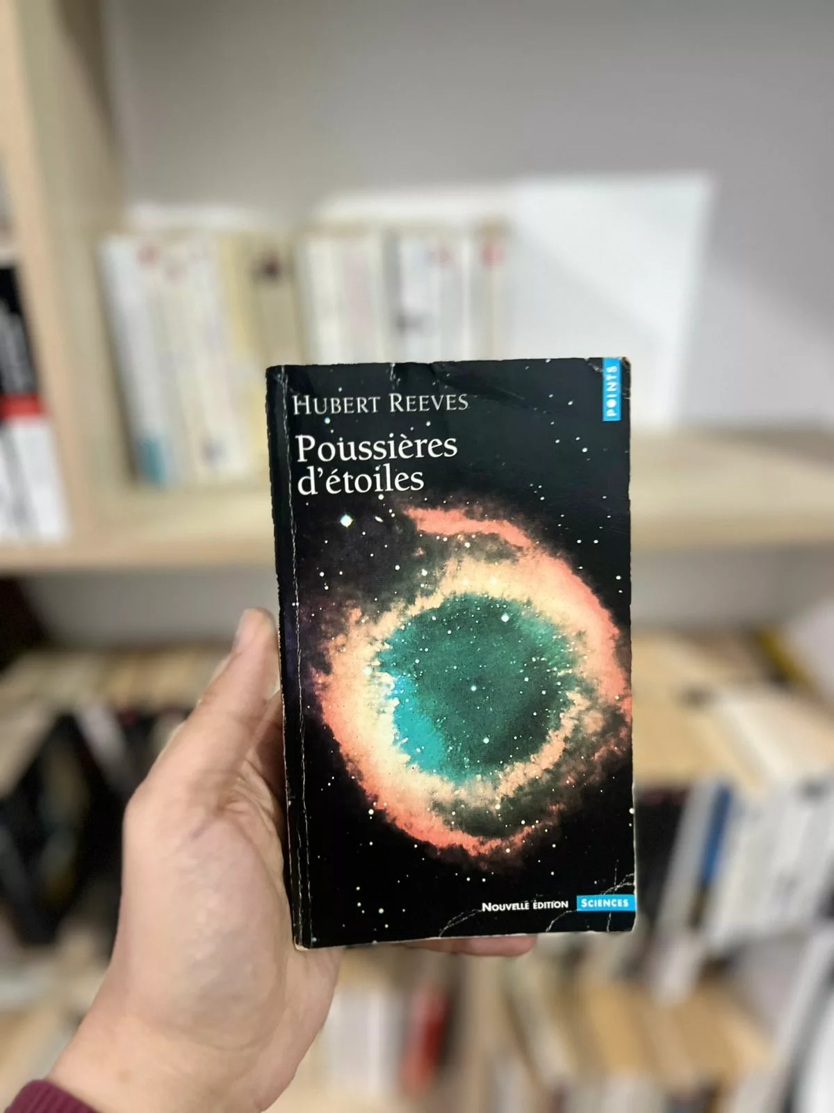 Poussières d’étoiles de Hubert Reeves