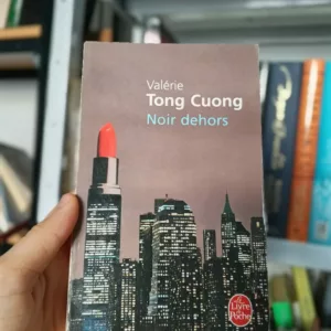 Noir dehors de Valérie Tong cuong