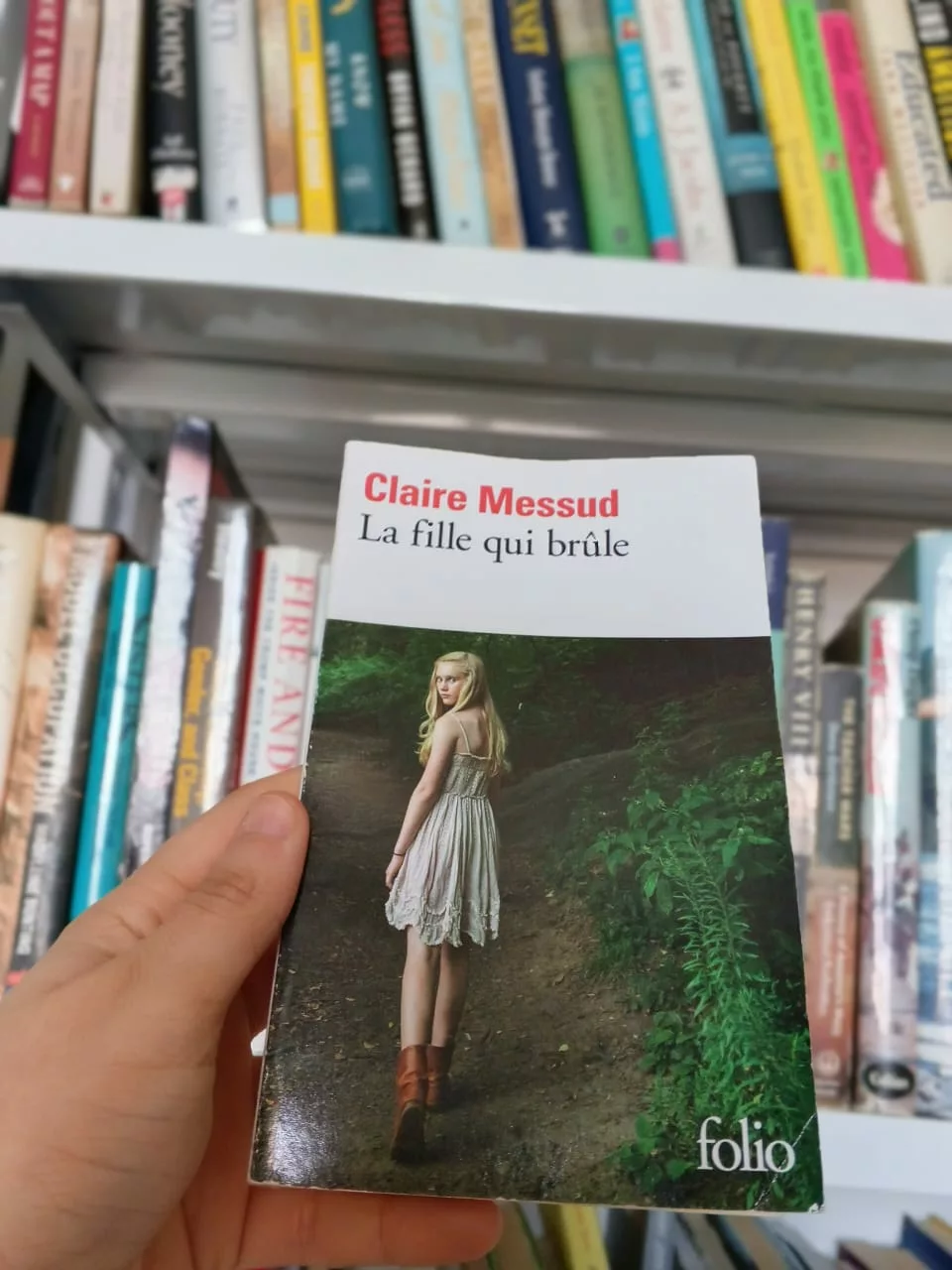 La fille qui brûle de Claire Messud