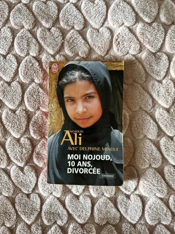 Moi Noujoud 10 ans divorcée 1 Moi Noujoud 10 ans divorcée