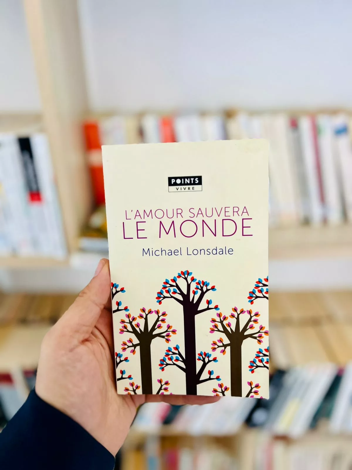 L’amour sauvera le monde de Michael Lonsdale