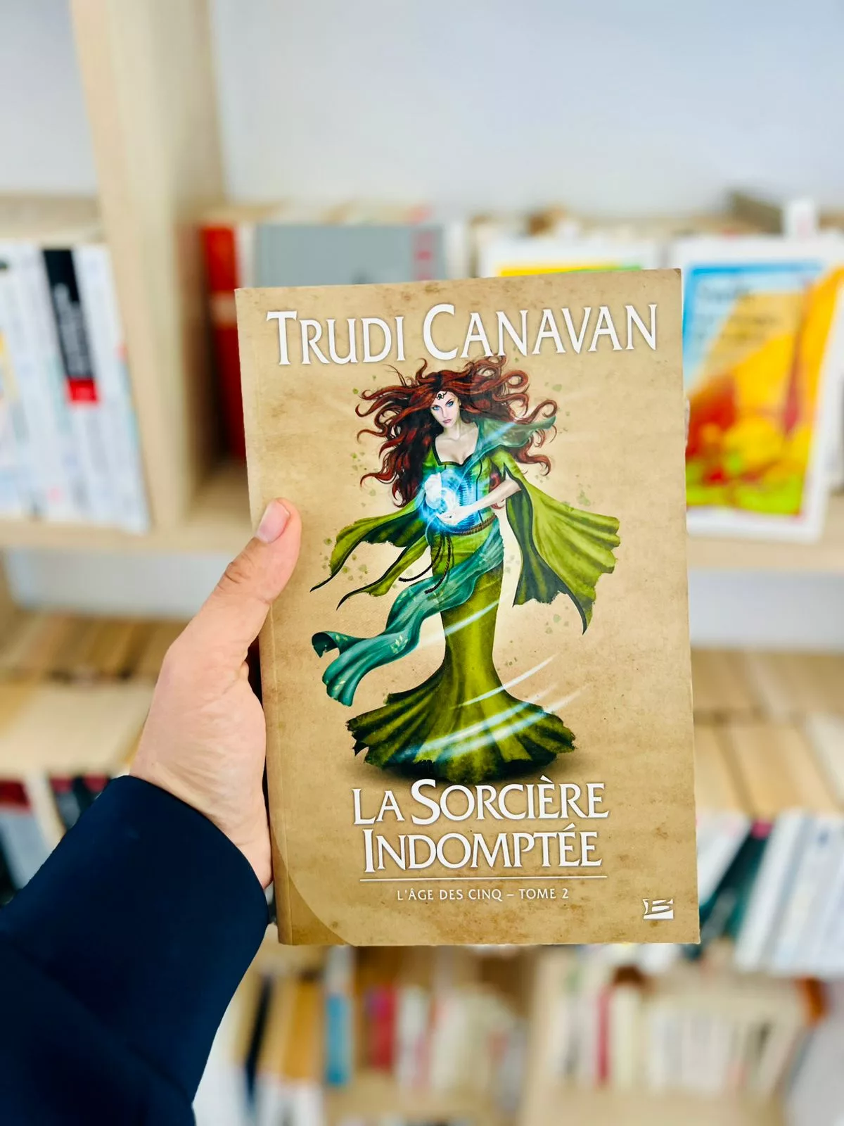 L’âge des cinq, tome 2 : La sorcière indomptée