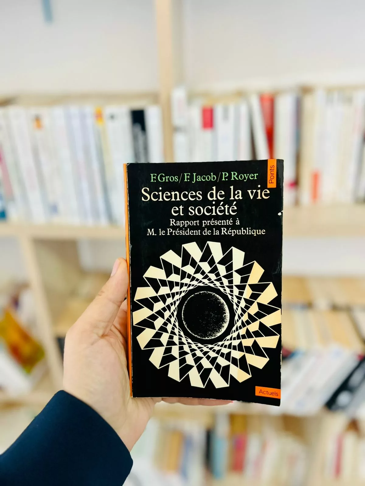 Sciences de la vie et société