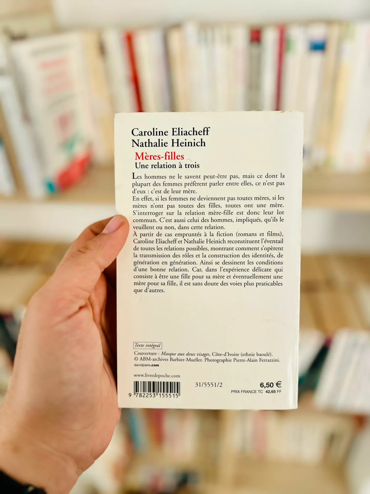 Mères-filles, une relation à trois