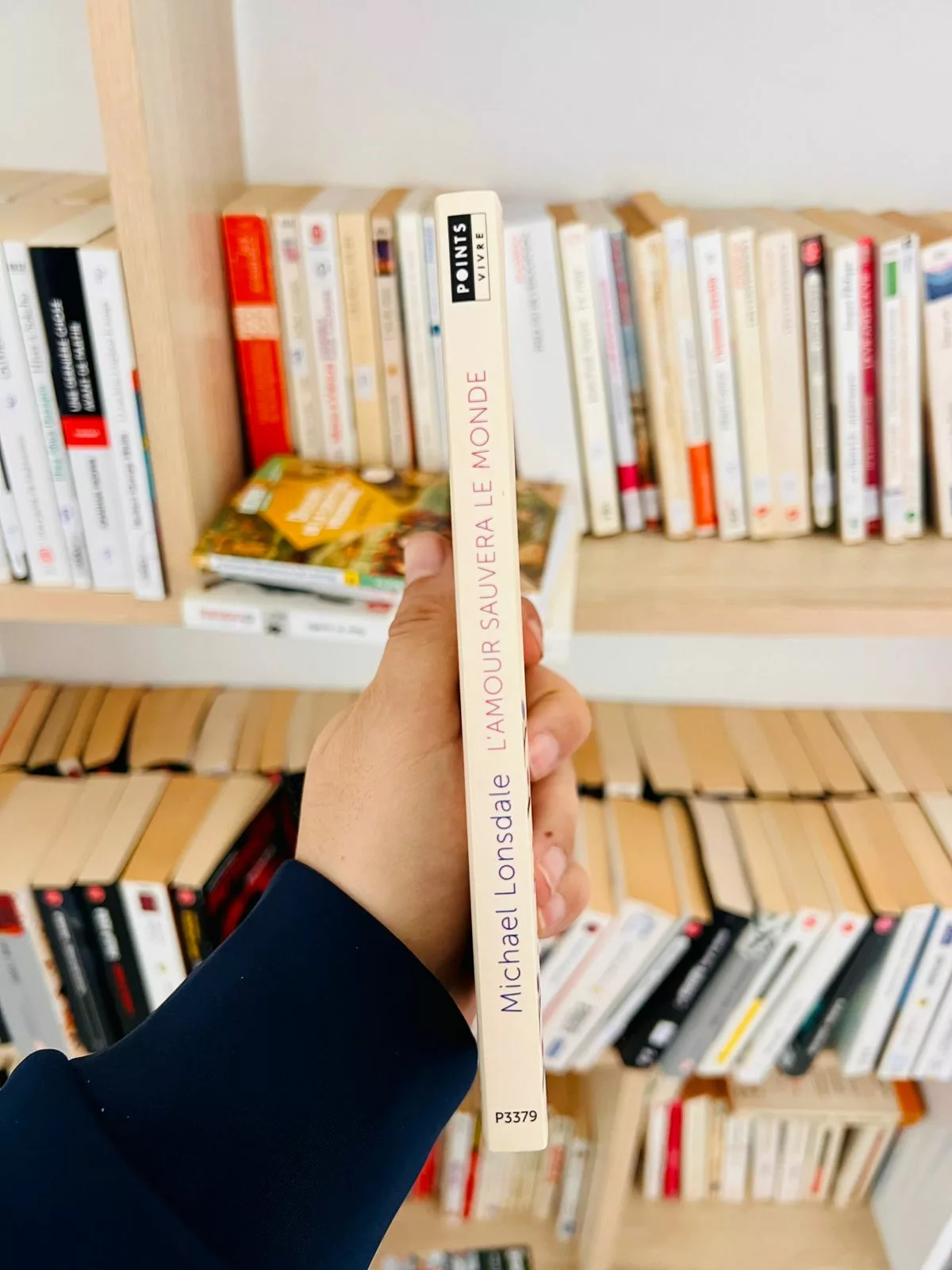 L’amour sauvera le monde de Michael Lonsdale