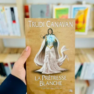 L'âge des cinq, tome 1 : La prêtresse blanche