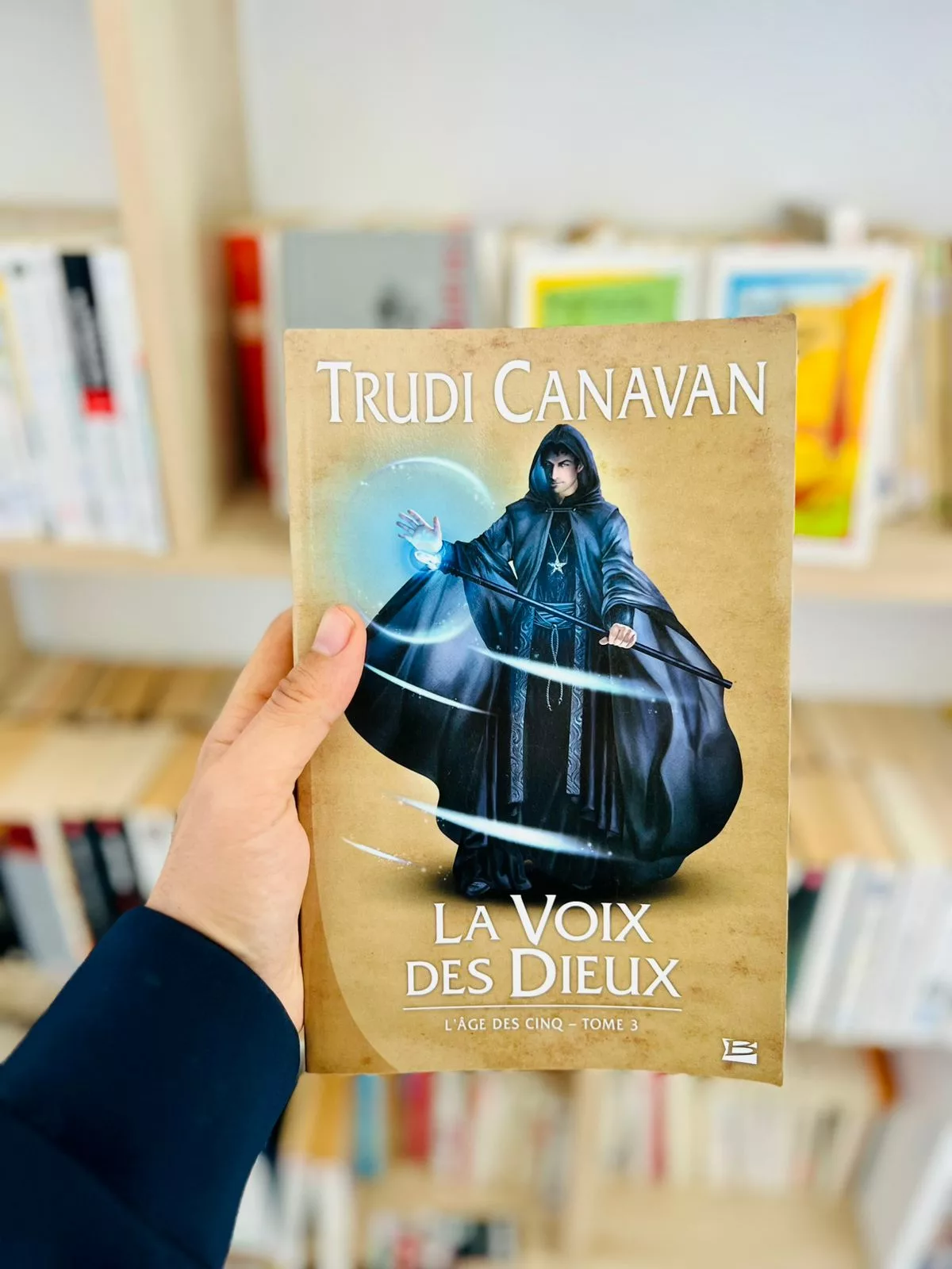 L’âge des cinq, tome 3 : La voix des Dieux