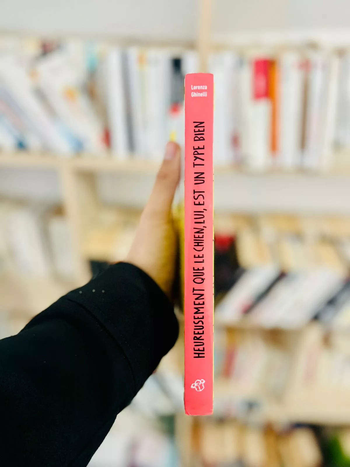 Heureusement que le chien, lui, est un type bien