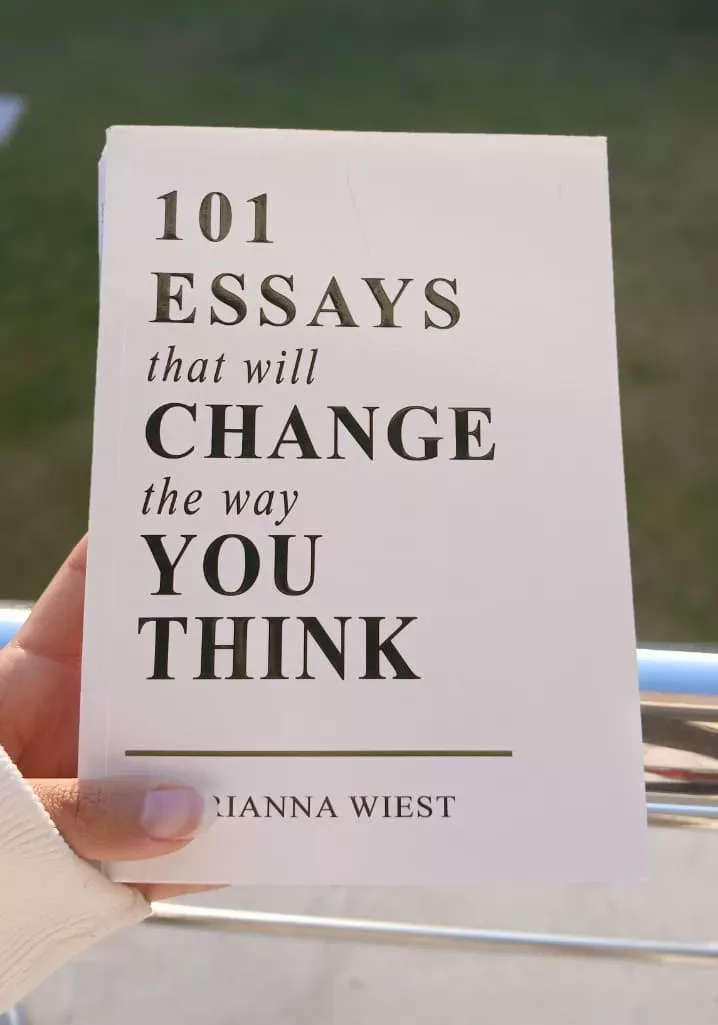 101 Essays that will Change the way You Think