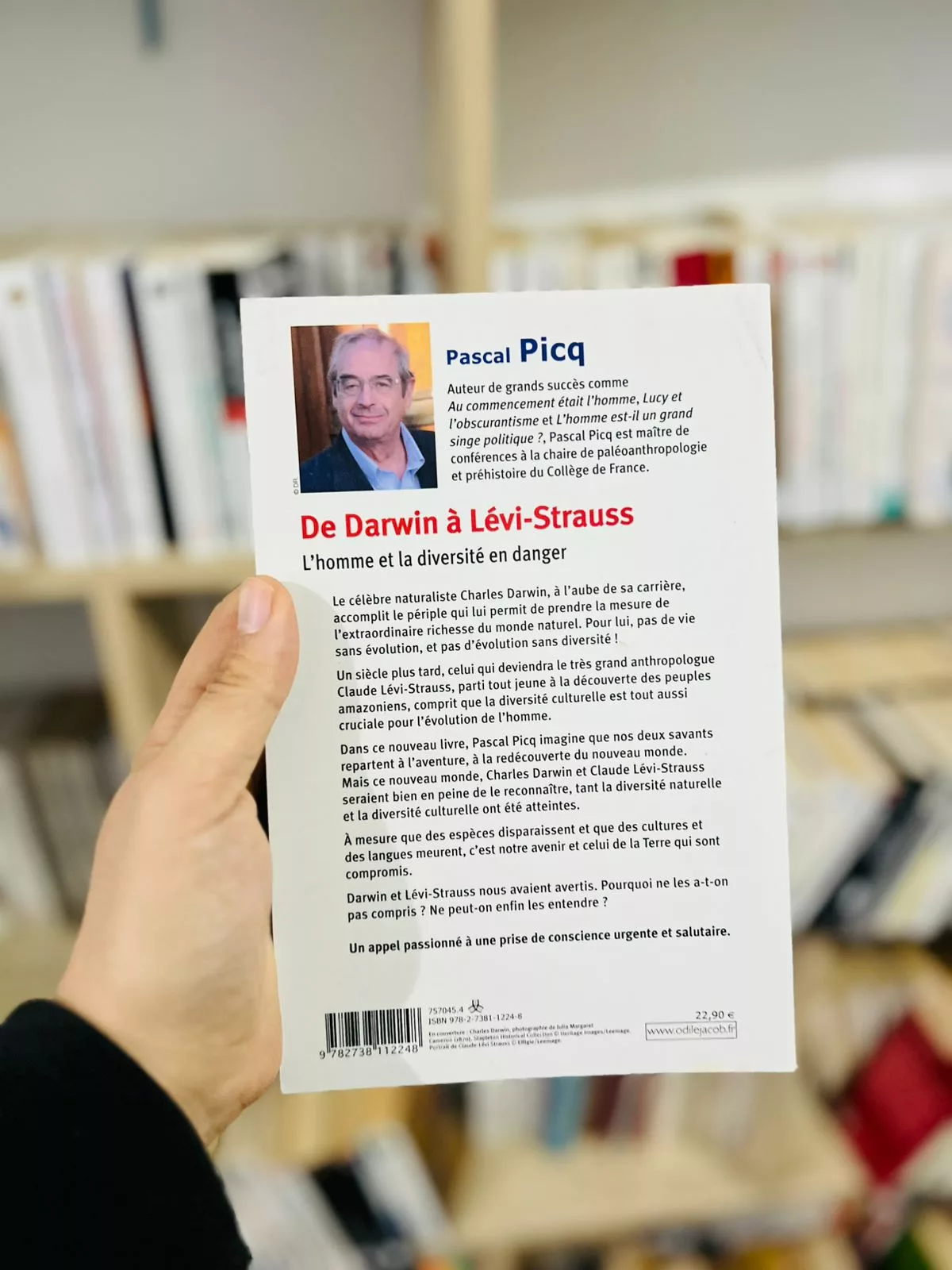 De Darwin à Lévi-Strauss : L’homme et la diversité en danger