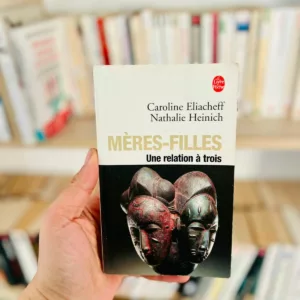 Mères-filles, une relation à trois