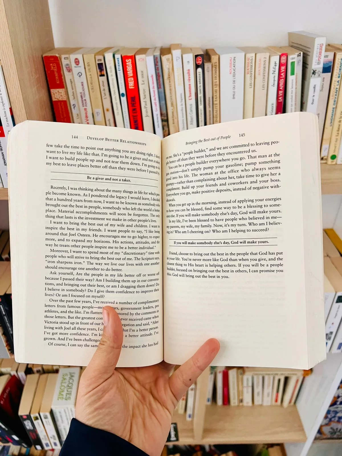 Become a Better You: 7 Keys to Improving Your Life Every Day