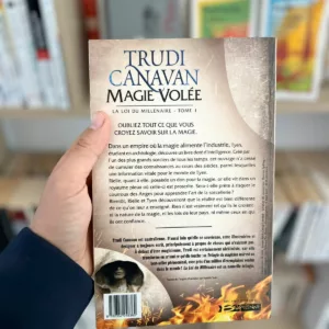 La loi du millénaire, tome 1 : Magie volée