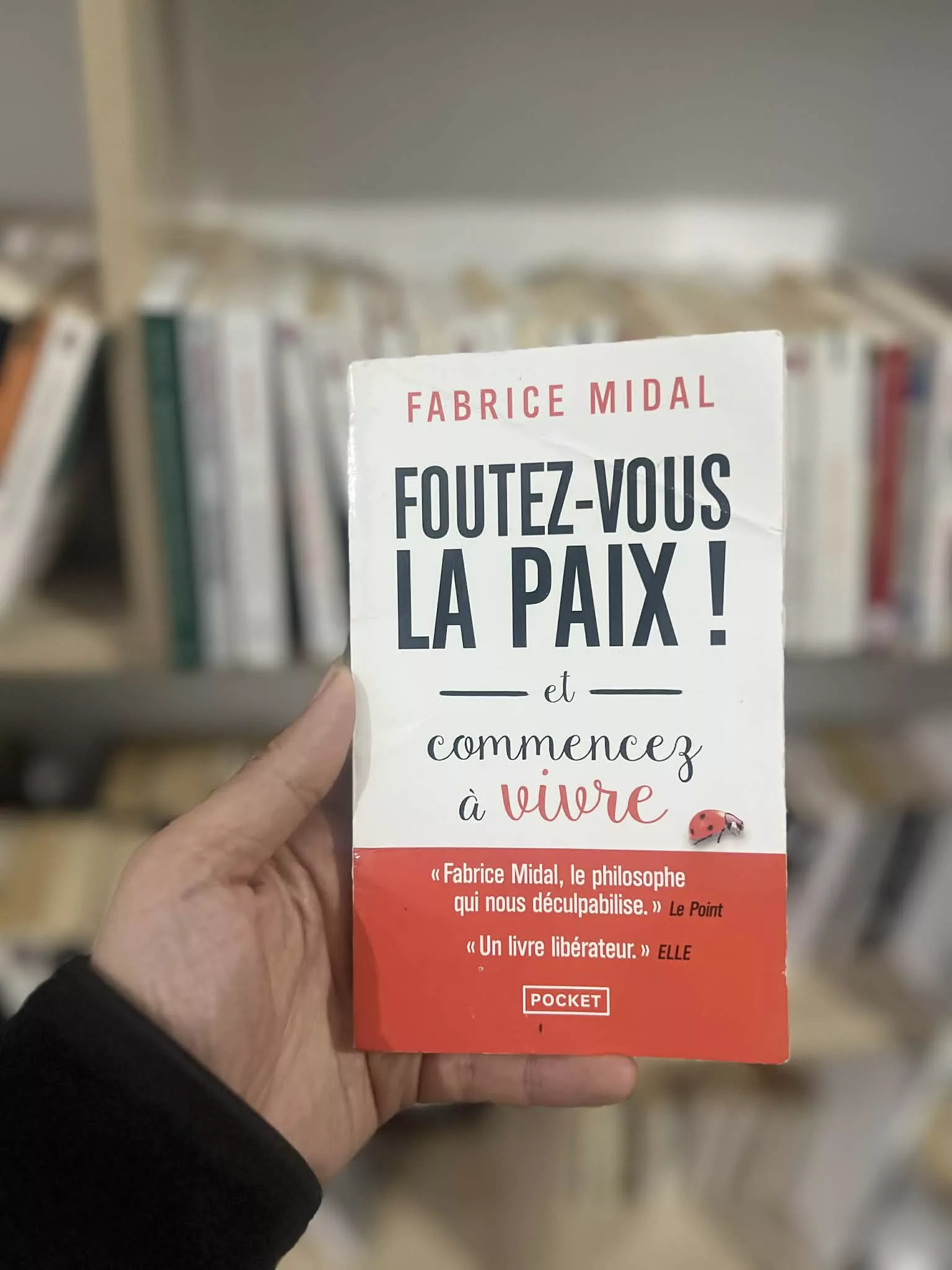 Foutez-vous la paix ! et commencez à vivre de Fabrice Midal