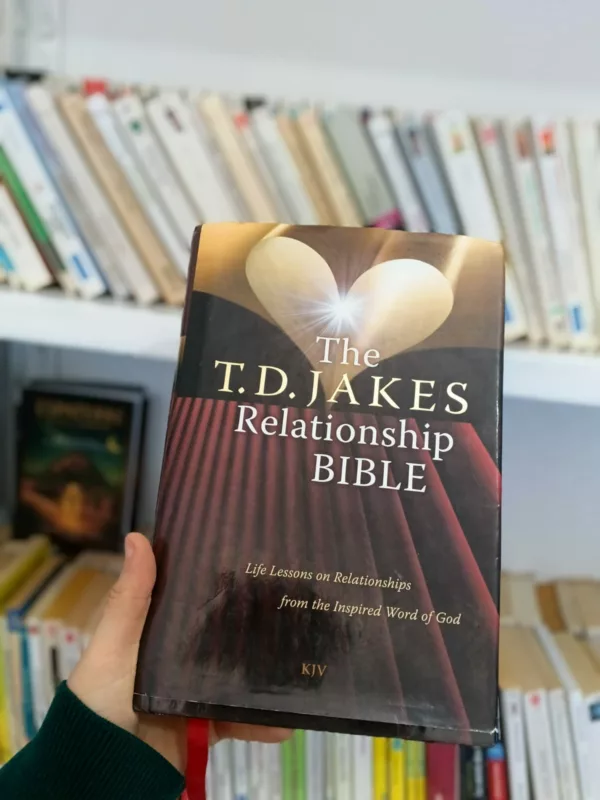 The T.D. Jakes Relationship Bible: Life Lessons on Relationships from the Inspired Word of God 1 The T.D. Jakes Relationship Bible: Life Lessons on Relationships from the Inspired Word of God