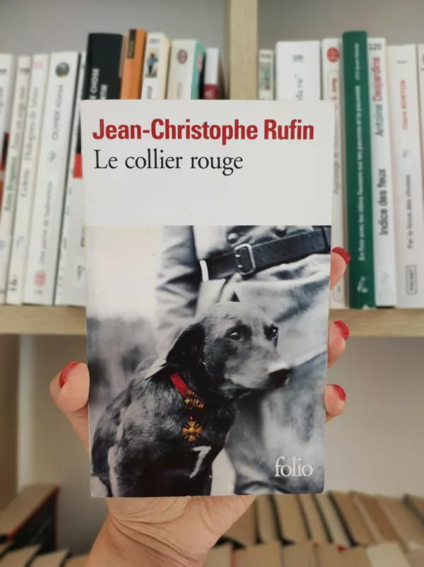 Le collier rouge 1 Le collier rouge