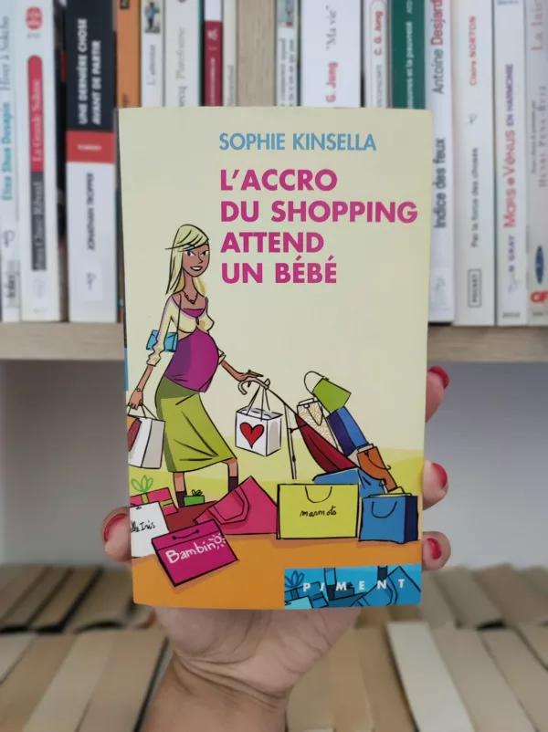 L’accro du shopping attend un bébé