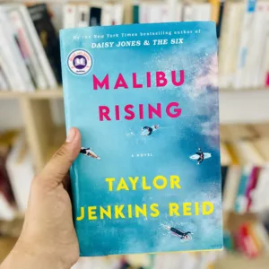 Malibu Rising by Taylor Jenkins Reid