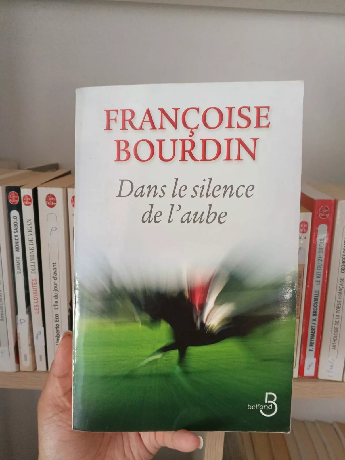 Dans le silence de l’aube