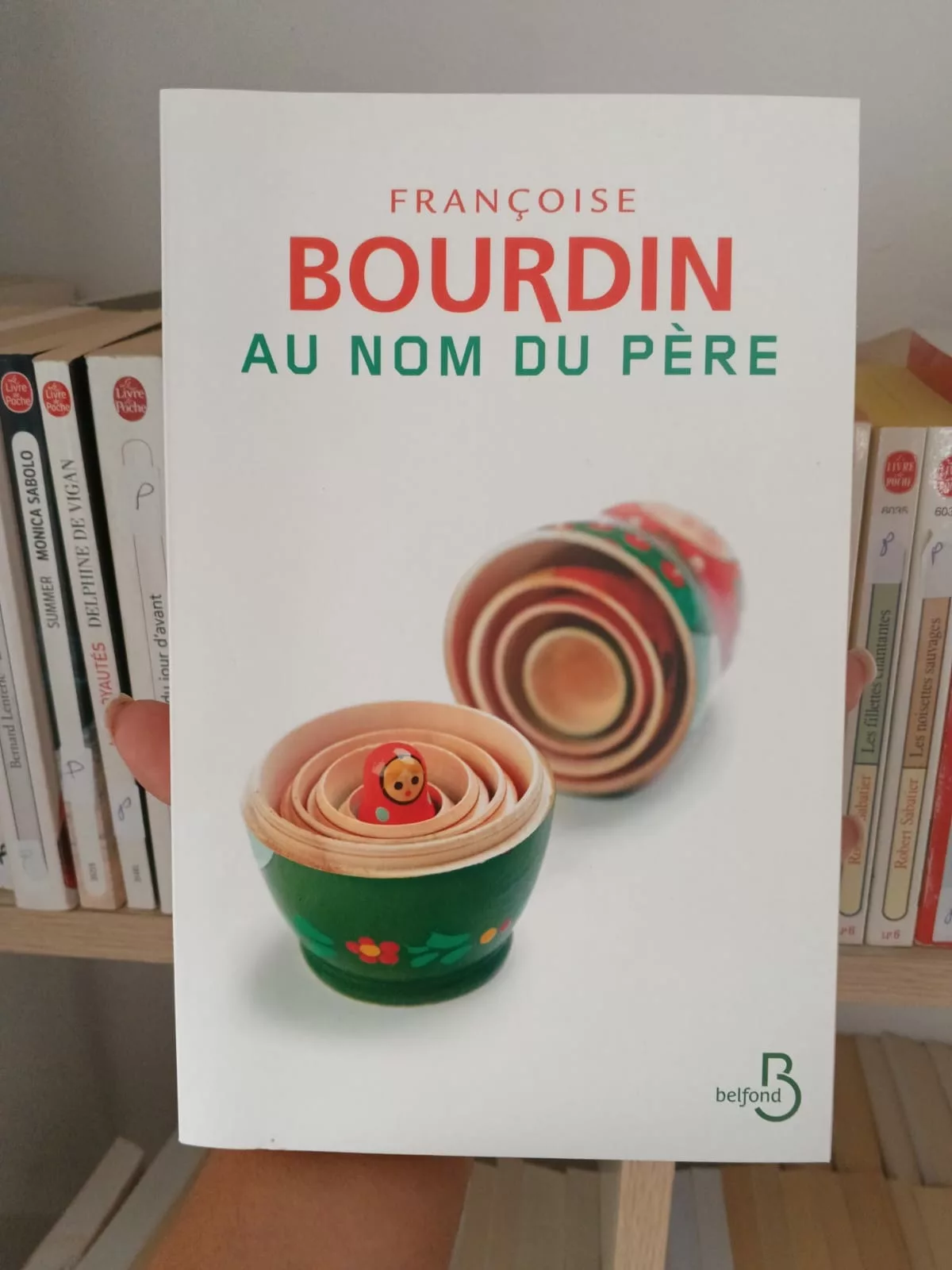 Au nom du père