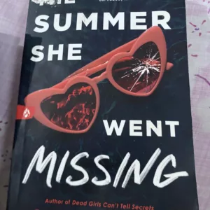 The Summer She Went Missing 24 D357A7CA 1A38 4431 9454 B8EECBEB1A31