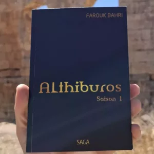 Althiburos - saison I : roman 6 cropped Althiburos couv saison 1 dans les ruines scaled 1